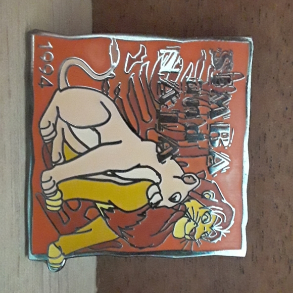 Simba and Nala pin - Picture 1 of 2